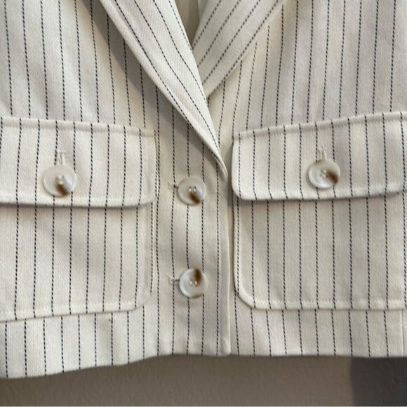 JASON WU Pin Stripped Cropped Jacket with Pockets in Cream SZ Small Blazer - Picture 6 of 12
